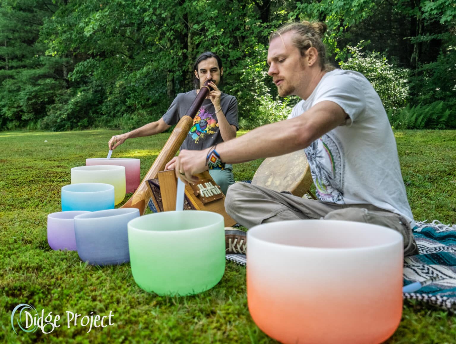 440hz Crystal Singing Bowls ColorFrosted 7Bowl Chakra Set and