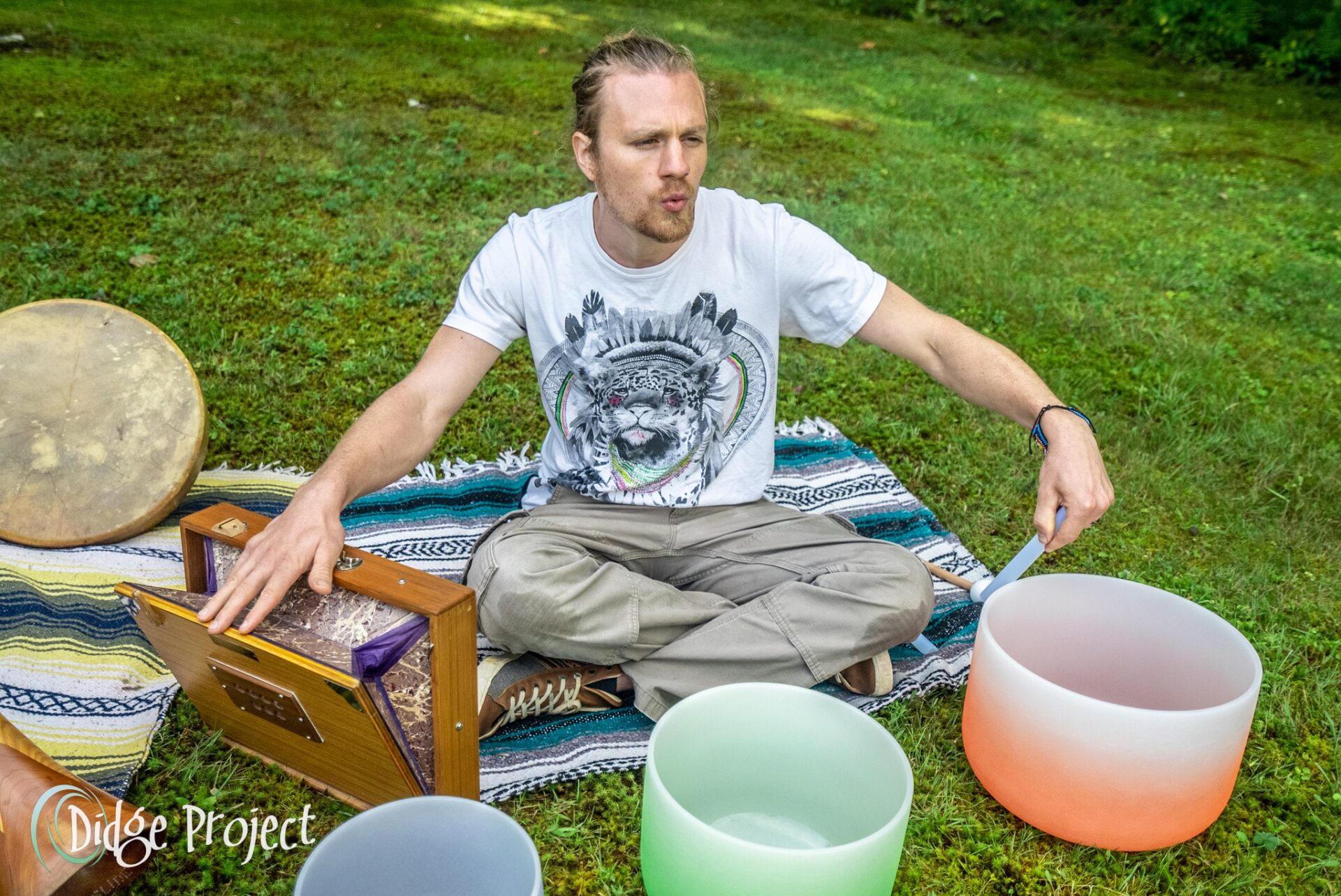 440hz Crystal Singing Bowls Color-Frosted: 7-Bowl Chakra Set and Individual Bowls from Meinl Sonic Energy - Image 6